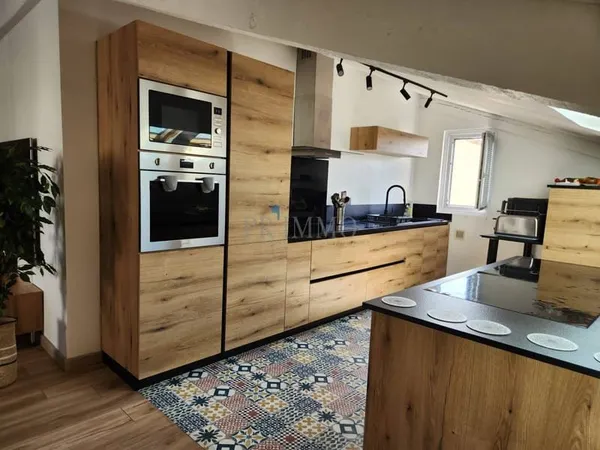 Appartement 3 pièces 100 m²