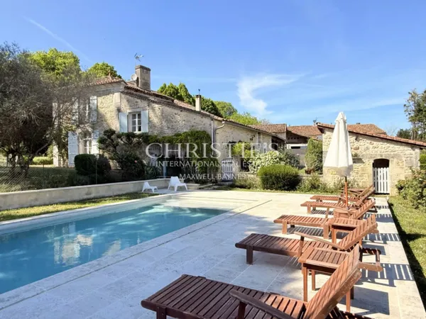 Maison de caractère avec piscine, 5 chambres, terrain 3,5 ha - 2