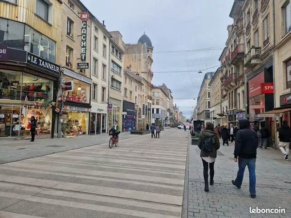 Local commercial 49 m² NANCY
