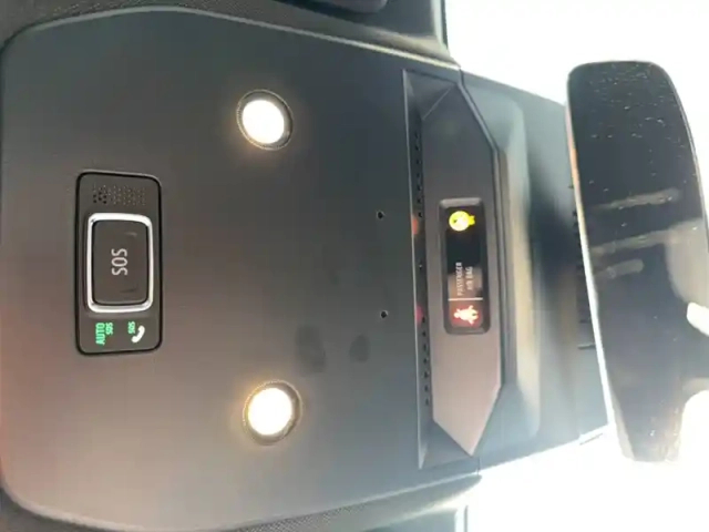 Renault Megane e-tech ev60 220 ch optimum charge — photo 40