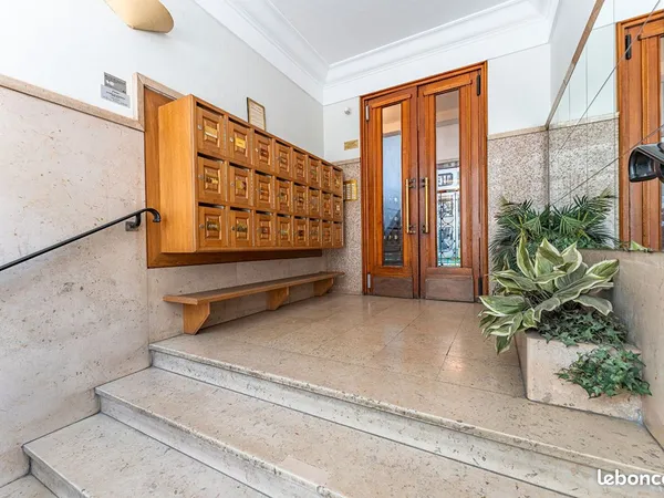 Bureaux 105 m² Lyon