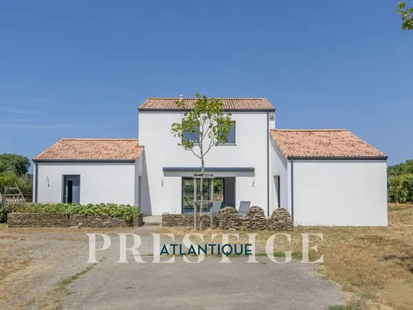 PORNIC - BORD DE MER - LA GELTIÈRE - 150M2 HABITABLES - 40 7