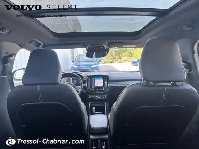 Volvo Xc40 t5 recharge 180+82 ch dct7 r-design — photo 23