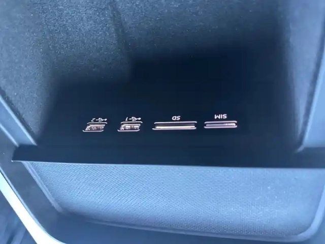 Audi Q8 50 tdi 286 tiptronic 8 quattro — photo 37
