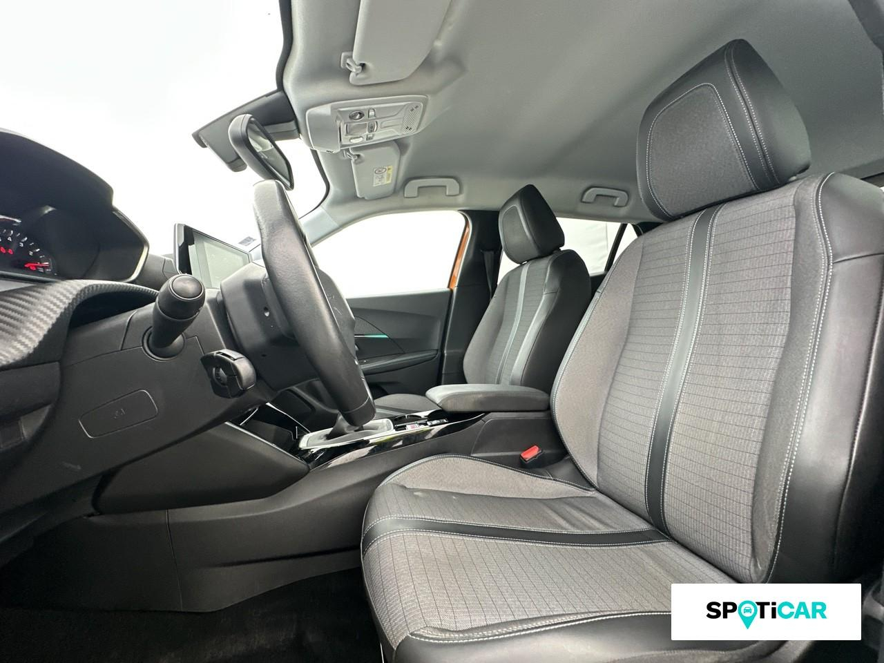 Peugeot 2008 1.2 puretech 130ch s&s allure — photo 9