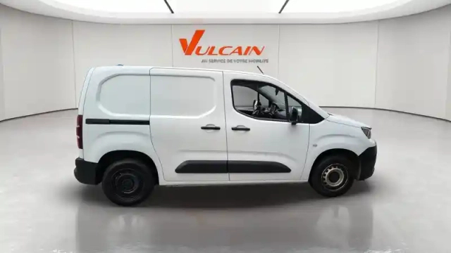 Peugeot Partner fourgon standard 650 kg bluehdi 100 s&amp;s bvm6 — photo 9