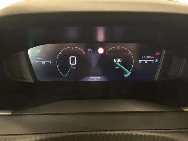 Peugeot 208 1.2 puretech 100ch s&amp;s active — photo 16