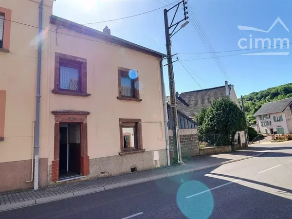 Maison mitoyenne de 119.87 m² habitable à rénover à ALSTING