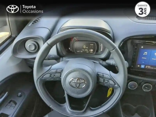 Toyota Aygo X 1.0 vvt-i 72ch dynamic my24 — photo 12