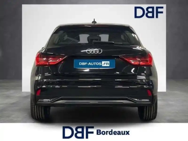 Audi A1 25 tfsi 95 ch bvm5 advanced — photo 4