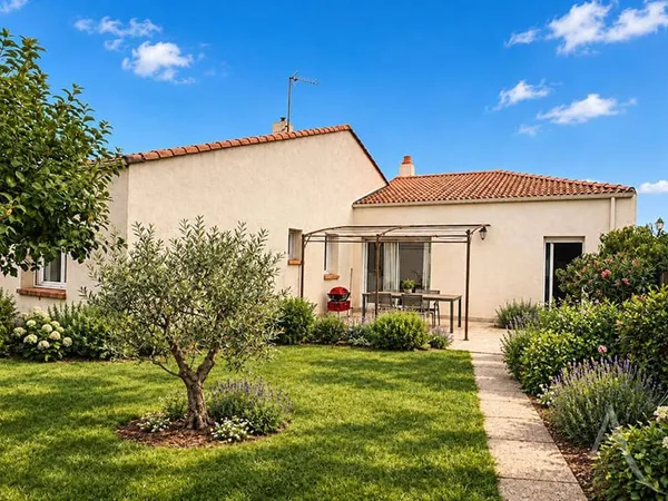 Maison de plain-pied 5 pièces 131 m²