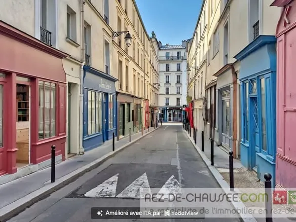 RUE SAINT MAUR APPARTEMENT EN DUPLEX AVEC BOUTIQUE