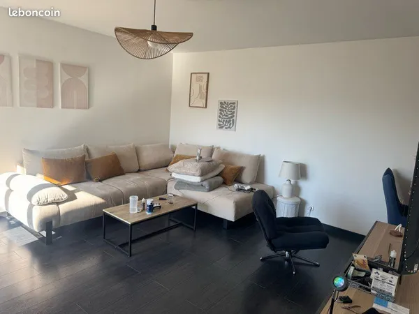 Appartement 70m2 + box fermer