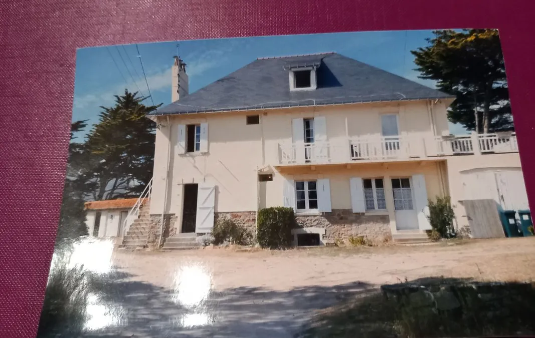 Photo 1