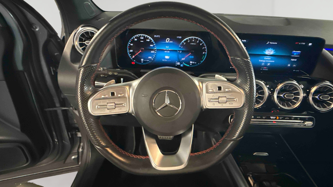 Mercedes GLA 250 e 8G-DCT — photo 10