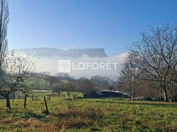 Terrain 1730 m² SAINT PIERRE DE SOUCY