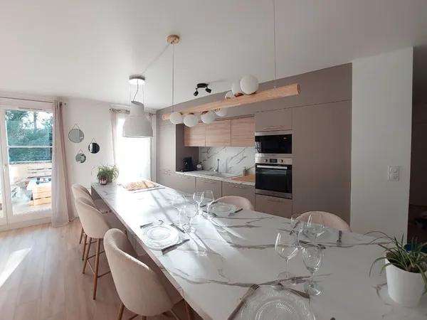 Appartement lumineux de 70 m² avec terrasse de 26 m² et parking sécurisé