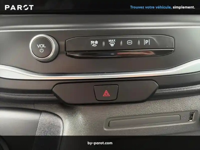 Ford Transit fourgon fg t310 l2h2 2.0 ecoblue 130ch bva8 trend — photo 7