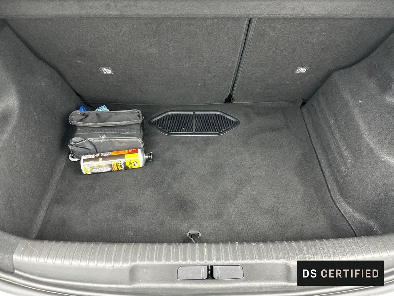Ds Ds 3 crossback puretech 130 s&s eat8 business — photo 14
