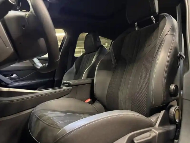 Peugeot 308 electrique 54 kwh 156ch — photo 22