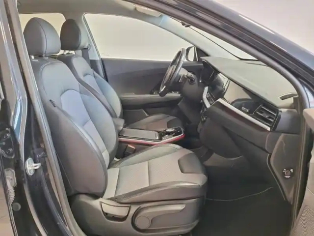 Kia Niro e- active 204ch — photo 11