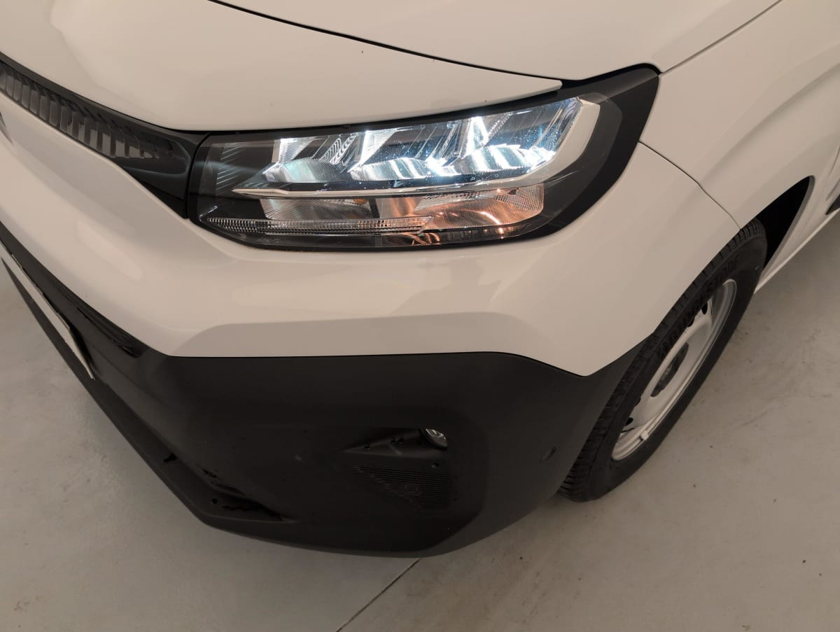 Citroën Berlingo Van — photo 17