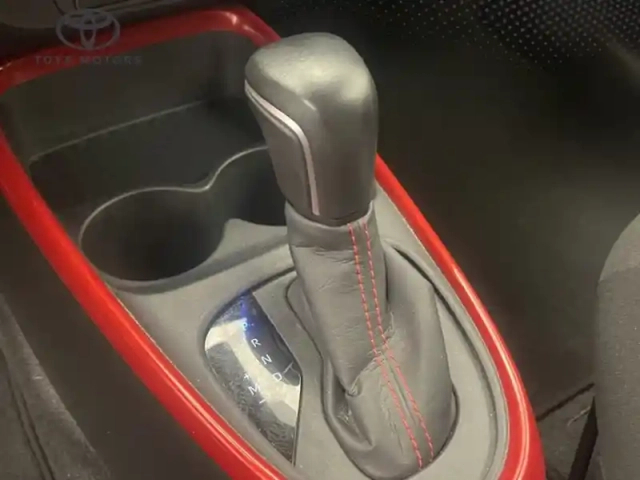 Toyota Aygo 1.0 s-cvt 72 design — photo 17