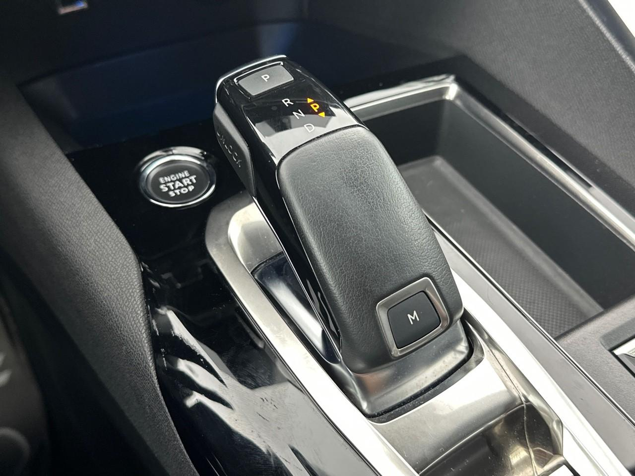 Peugeot 3008 puretech 130ch s&s eat8 allure pack — photo 31