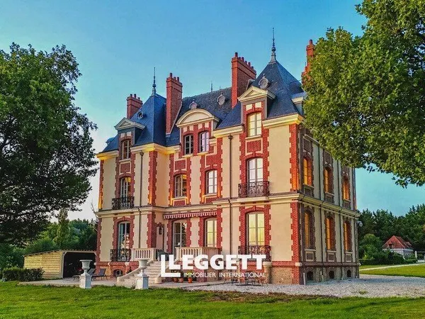 Château 13 pièces 528 m²