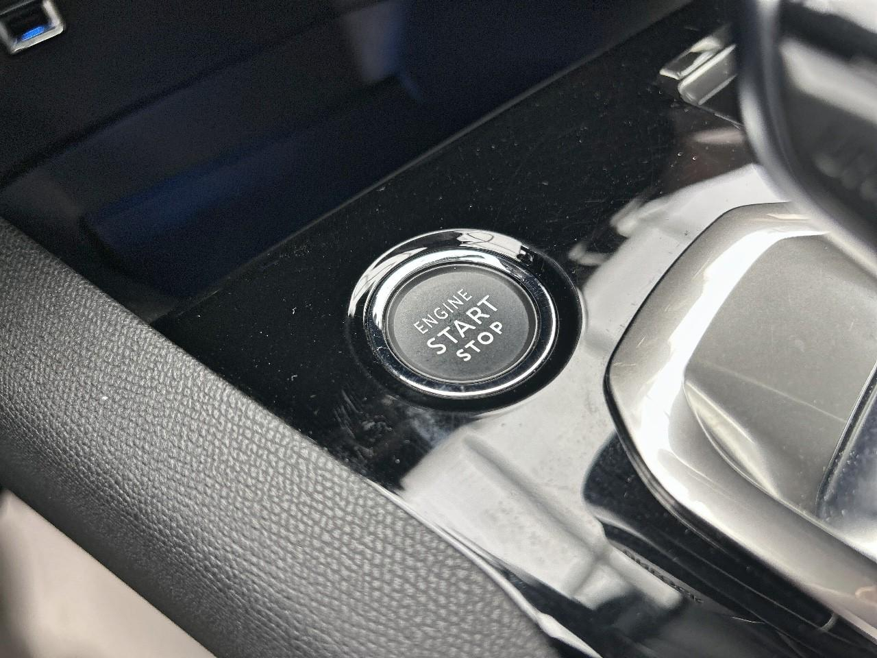 Peugeot 3008 hybrid 225 e-eat8 allure pack — photo 19
