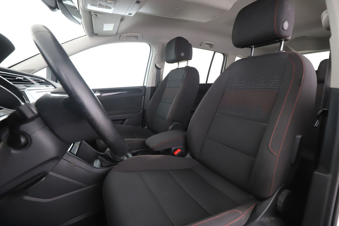 Volkswagen Touran 1.4 TSI BlueMotion Tech Sound — photo 9