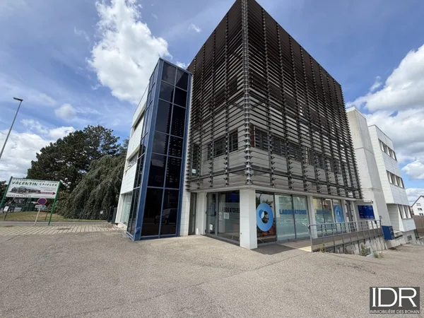 Bureau 166 m²