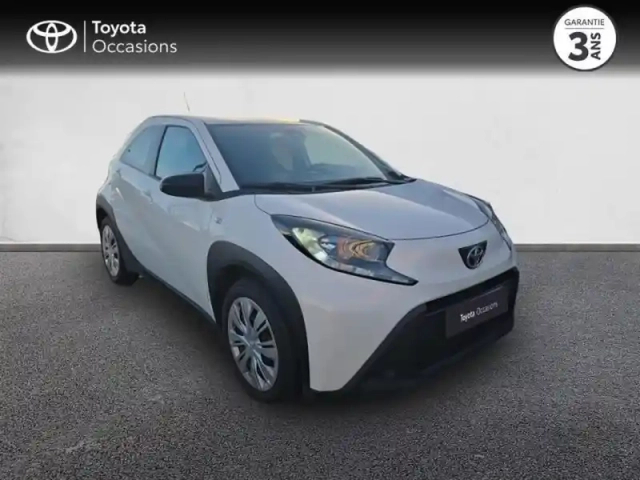Toyota Aygo X 1.0 vvt-i 72ch dynamic my23 — photo 4