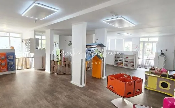 Local 160 m²