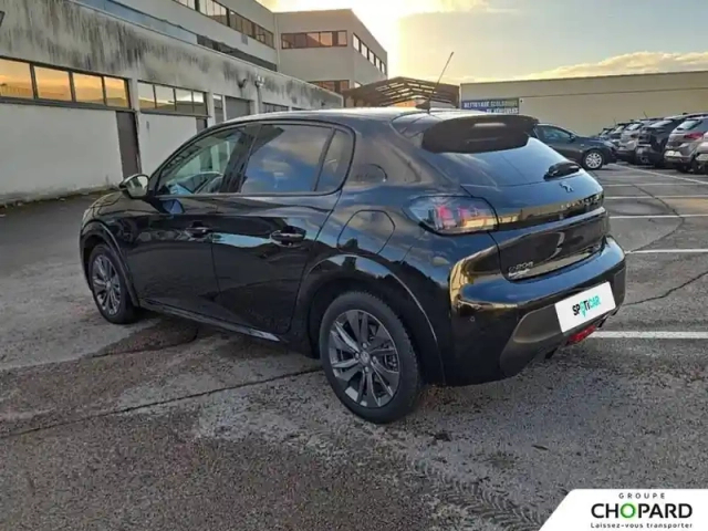 Peugeot 208 electrique 50 kwh 136ch — photo 74