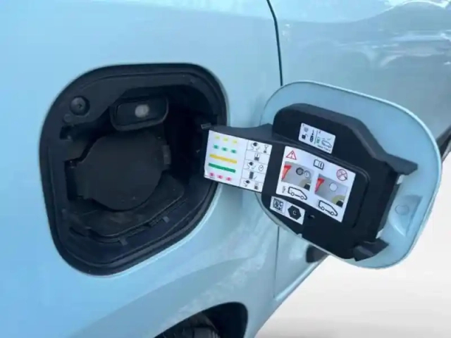 Renault Twingo e-tech electric authentic r80 achat intégral — photo 10