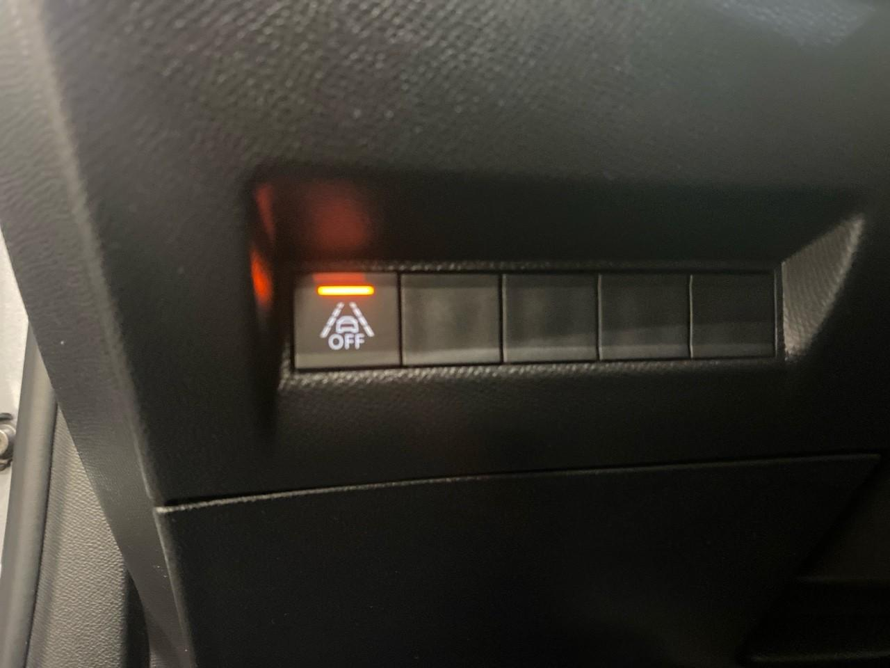 Peugeot 2008 puretech 130 s&s eat8 gt — photo 23