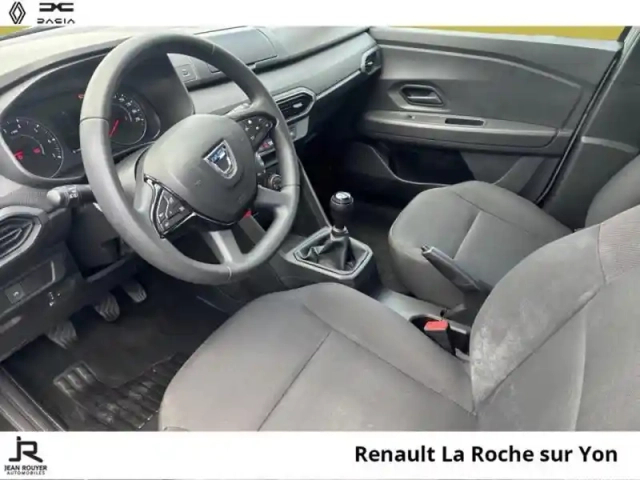 Dacia Sandero 1.0 eco-g 100ch essential — photo 3