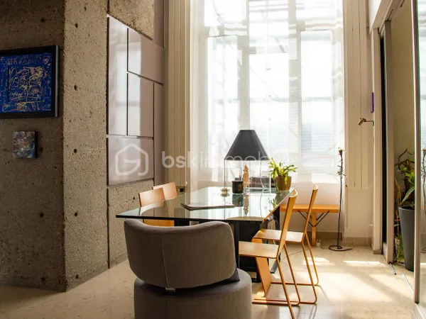Immeuble 12 pièces 375 m²