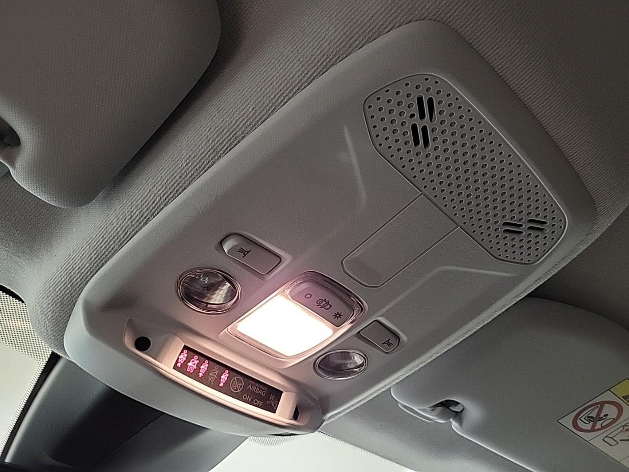 Peugeot 208 puretech 75 s&s bvm5 style — photo 24