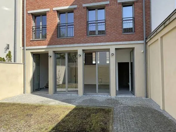 Bureaux 220 m²