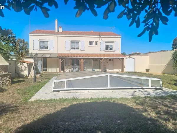 Maison 6 pièces 150 m²