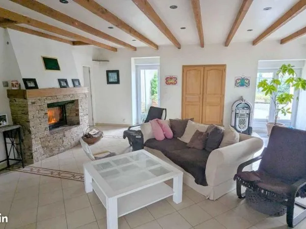 Maison 6 pièces 225 m²