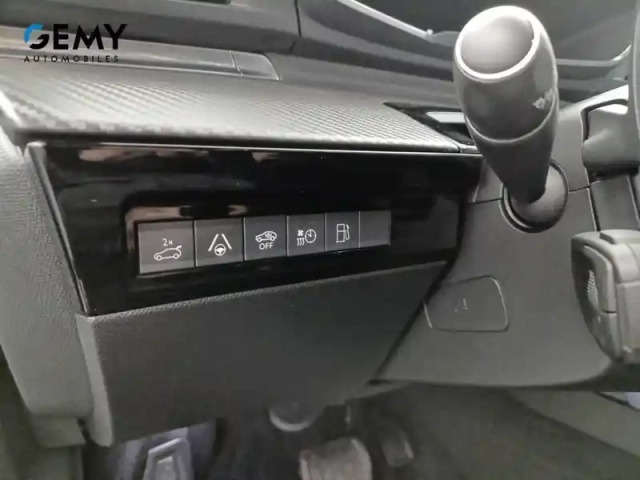 Peugeot 508 sw hybrid 180 e-eat8 — photo 17