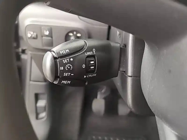 Citroën C3 puretech 83 s&amp;s bvm5 — photo 41