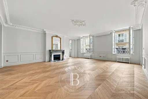 Appartement 6 pièces 203 m²