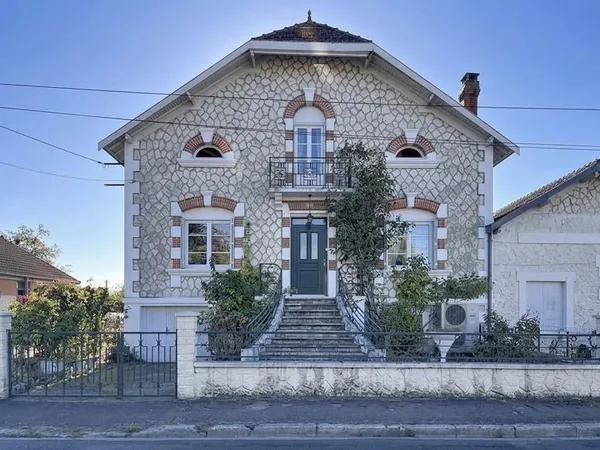 Maison 6 pièces 156 m²