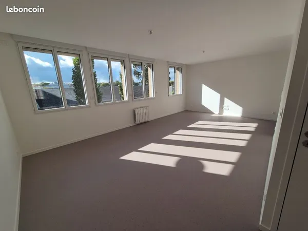 T3 88 m² entièrement rénové - Saint-Lô centre