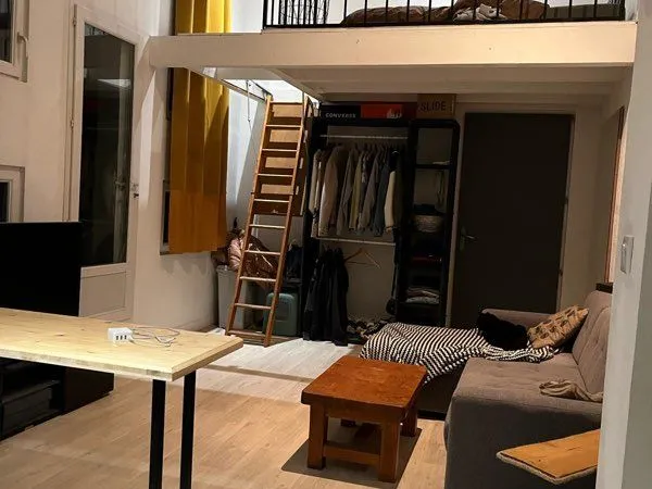 A louer studio duplex en mezzanine