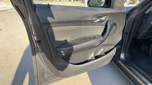 BMW Serie 1 1.5 116DA 116 - Urban Chic – 2017 – 153503 km – Diesel – Boîte Automatique — photo 42